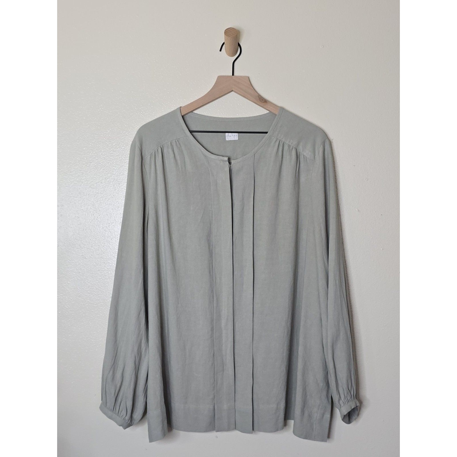 Poetry Ecovero Viscose & Linen Blouse Womens 18 Sage Green Collarless Shirt — image 2 of 8